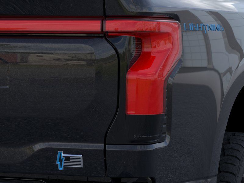 New 2025 Agate Black Metallic Ford Lariat image 21