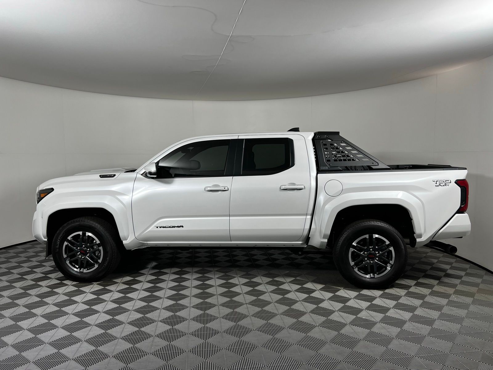 Thumbnail: 2025 Toyota Tacoma - 17