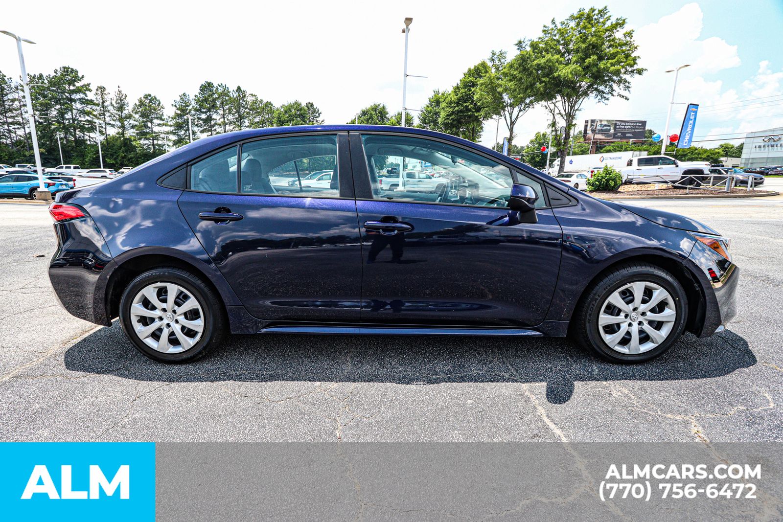 2023 Toyota Corolla LE photo 10