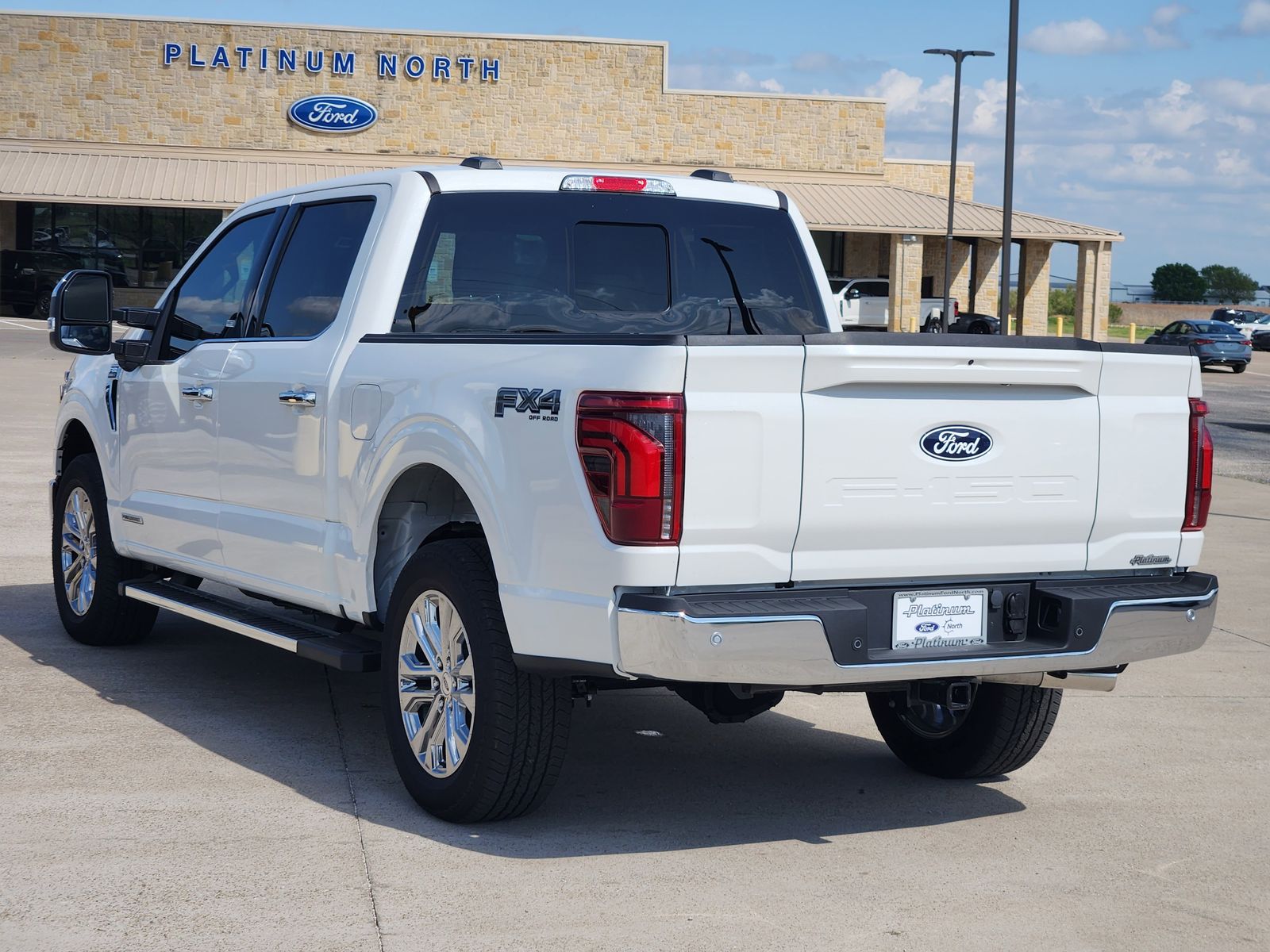 View vehicle photo 4