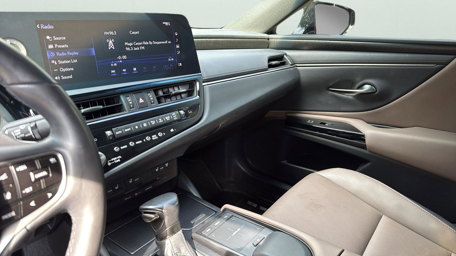 Used Car 2022 Lexus Es  350 For Sale Under $35,000 In Austin, Texas