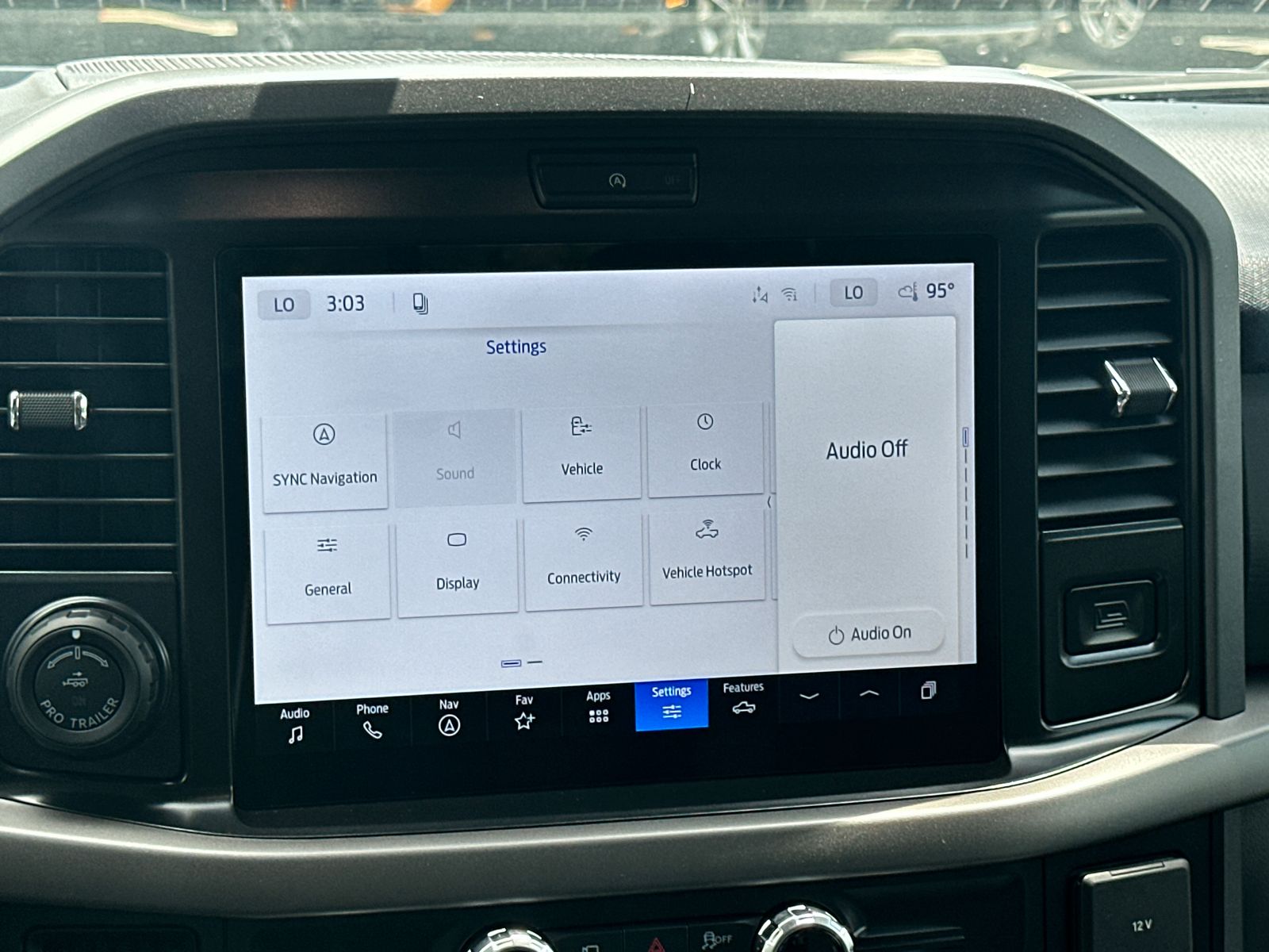 New 2026 Oxford White Ford XLT image 28