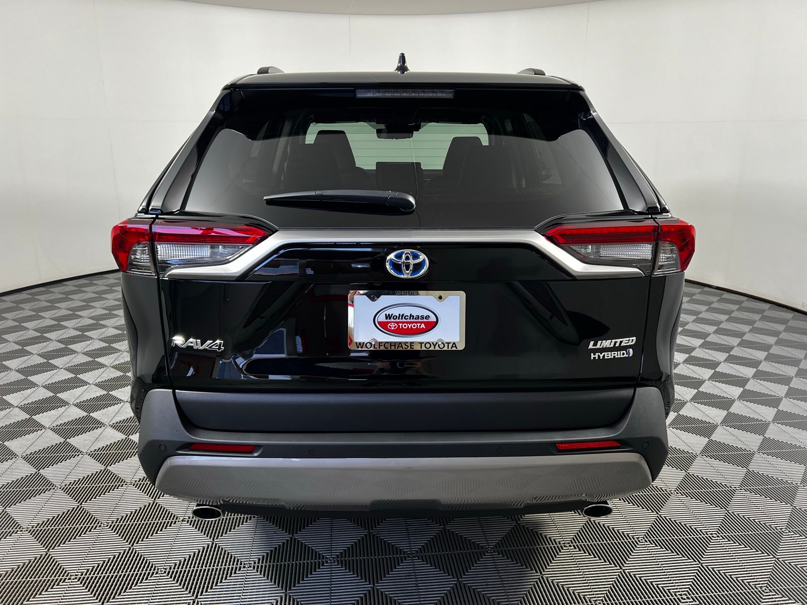 Thumbnail: 2025 Toyota RAV4 - 6