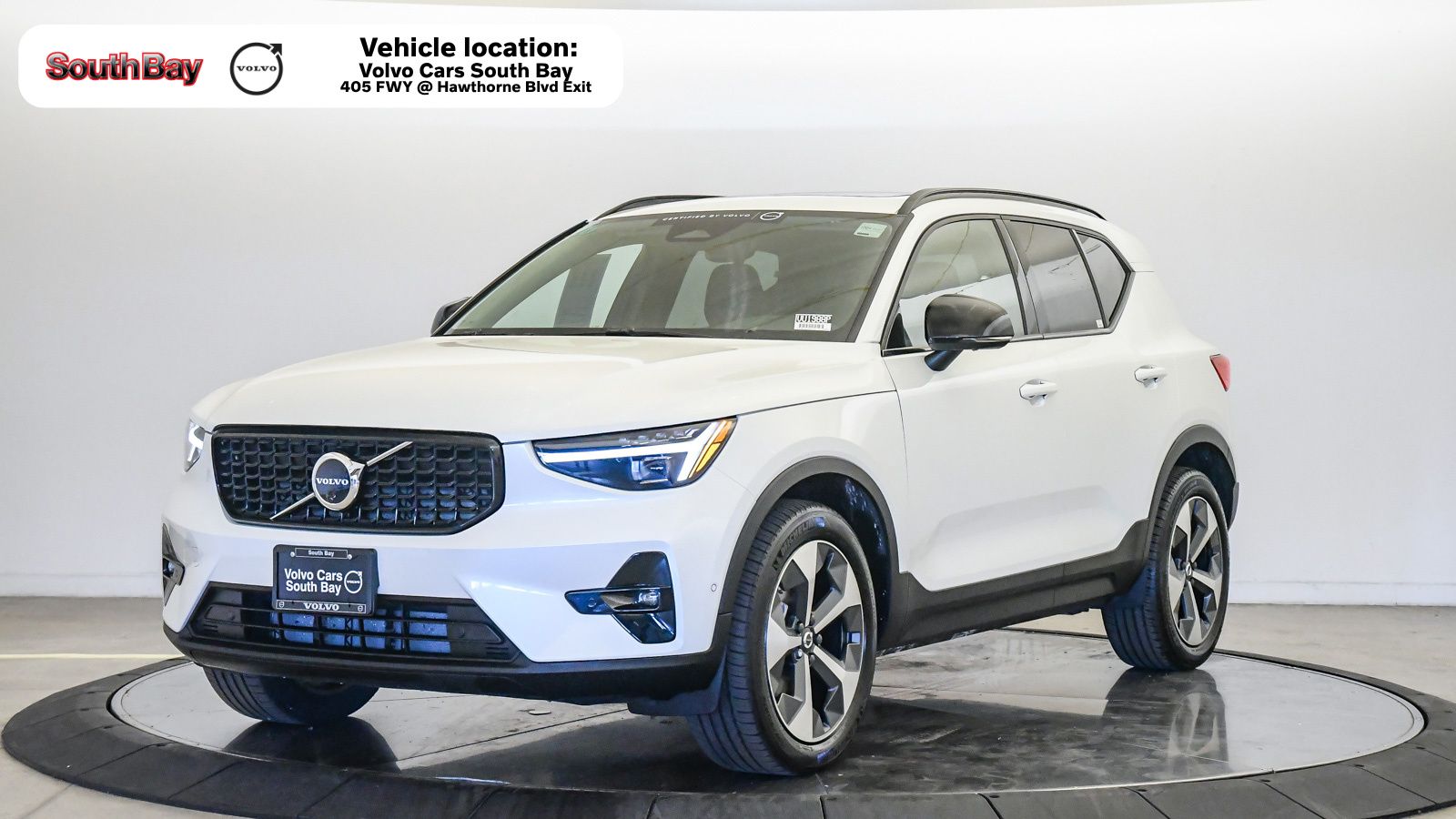 Crystal White 2026 Volvo XC40 SUV / Crossover All-Wheel Drive Automatic