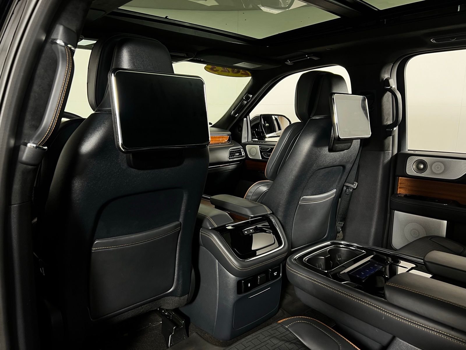 2023 Lincoln Navigator Black Label 6