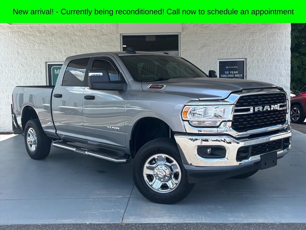 2024 RAM 2500 Big Horn Crew Cab 4WD