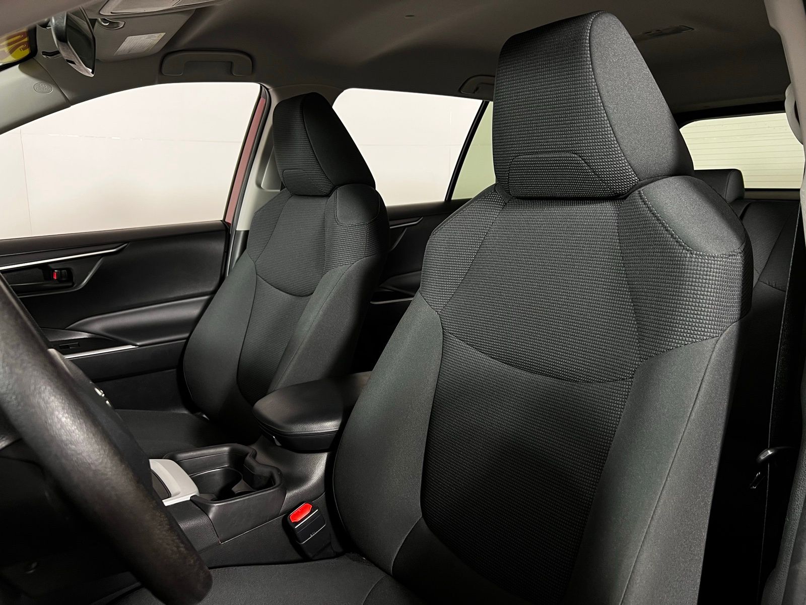 Thumbnail: 2021 Toyota RAV4 - 13