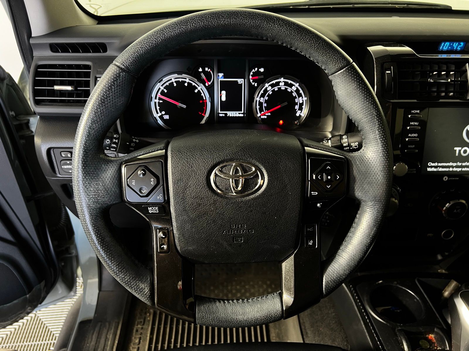 Thumbnail: 2023 Toyota 4Runner - 9