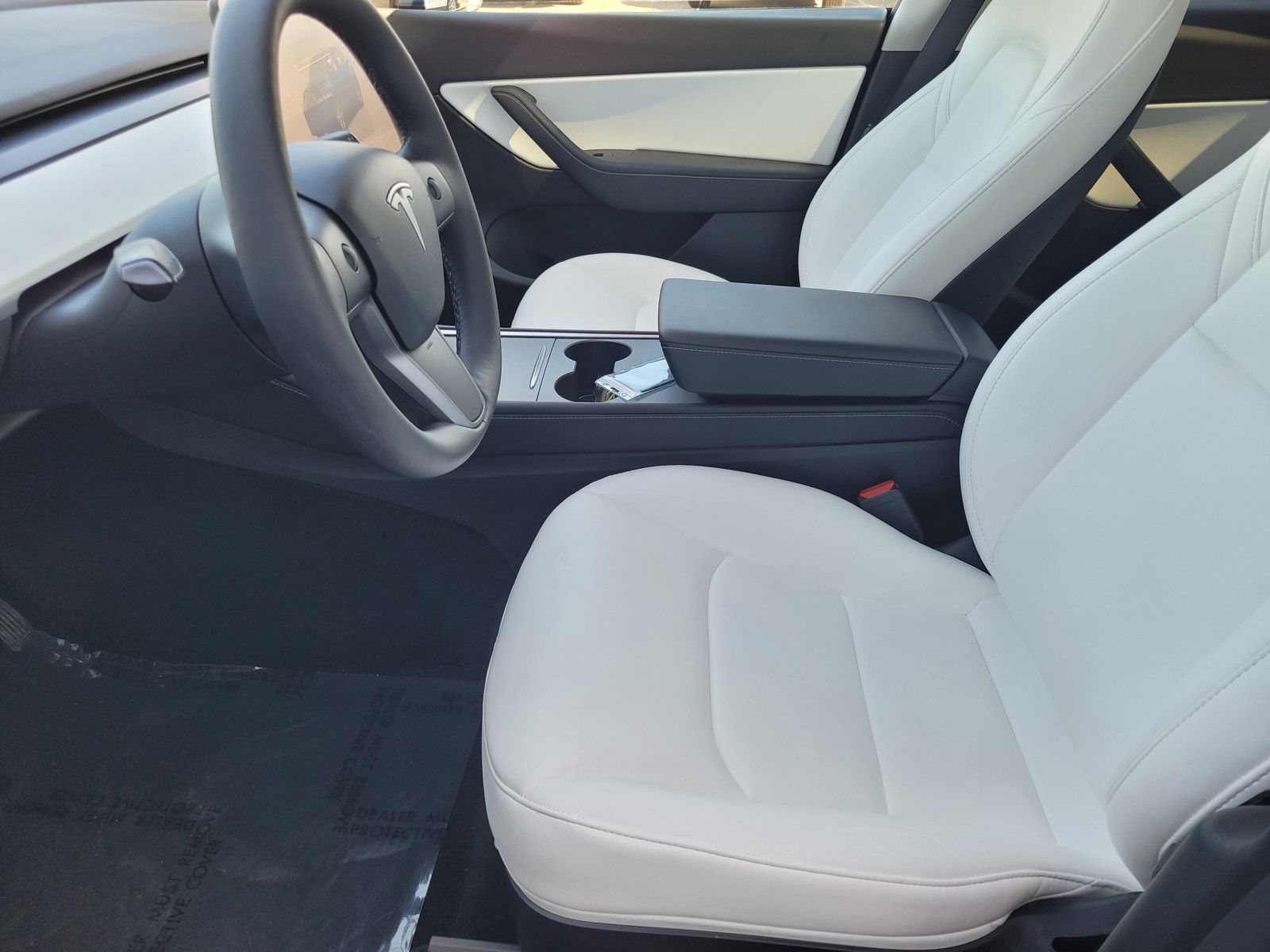 Used 2022  Tesla Long Range image 21