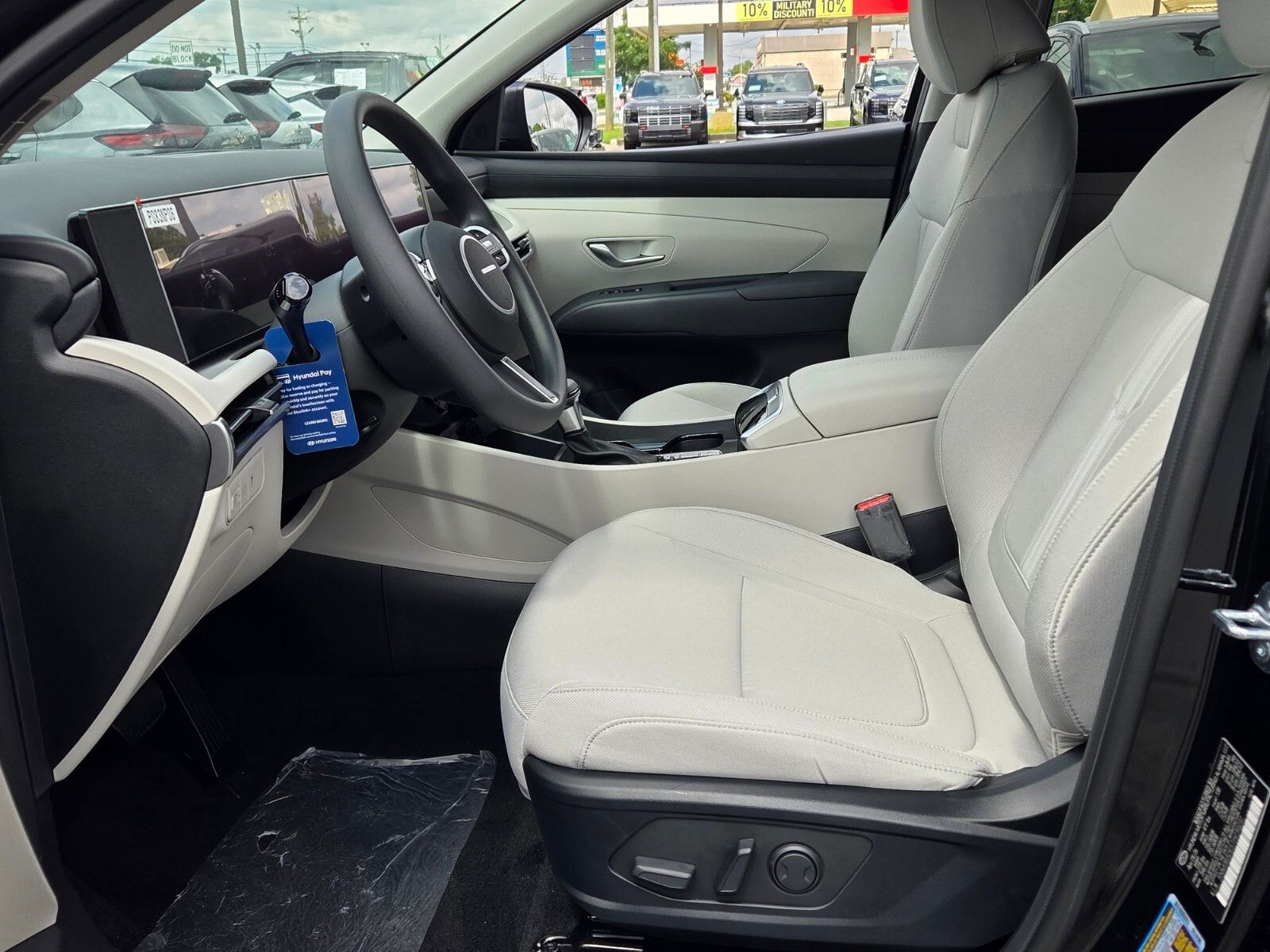 New 2026 Black HYUNDAI SEL image 5