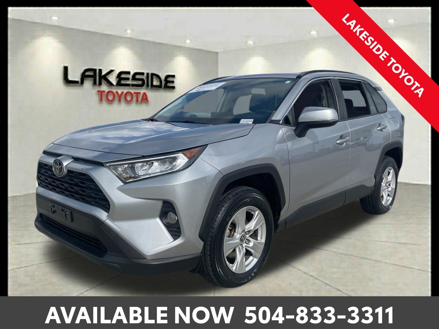 Silver 2019 Toyota RAV4 XLE FWD SUV / Crossover Front-Wheel Drive 8-Speed Automatic