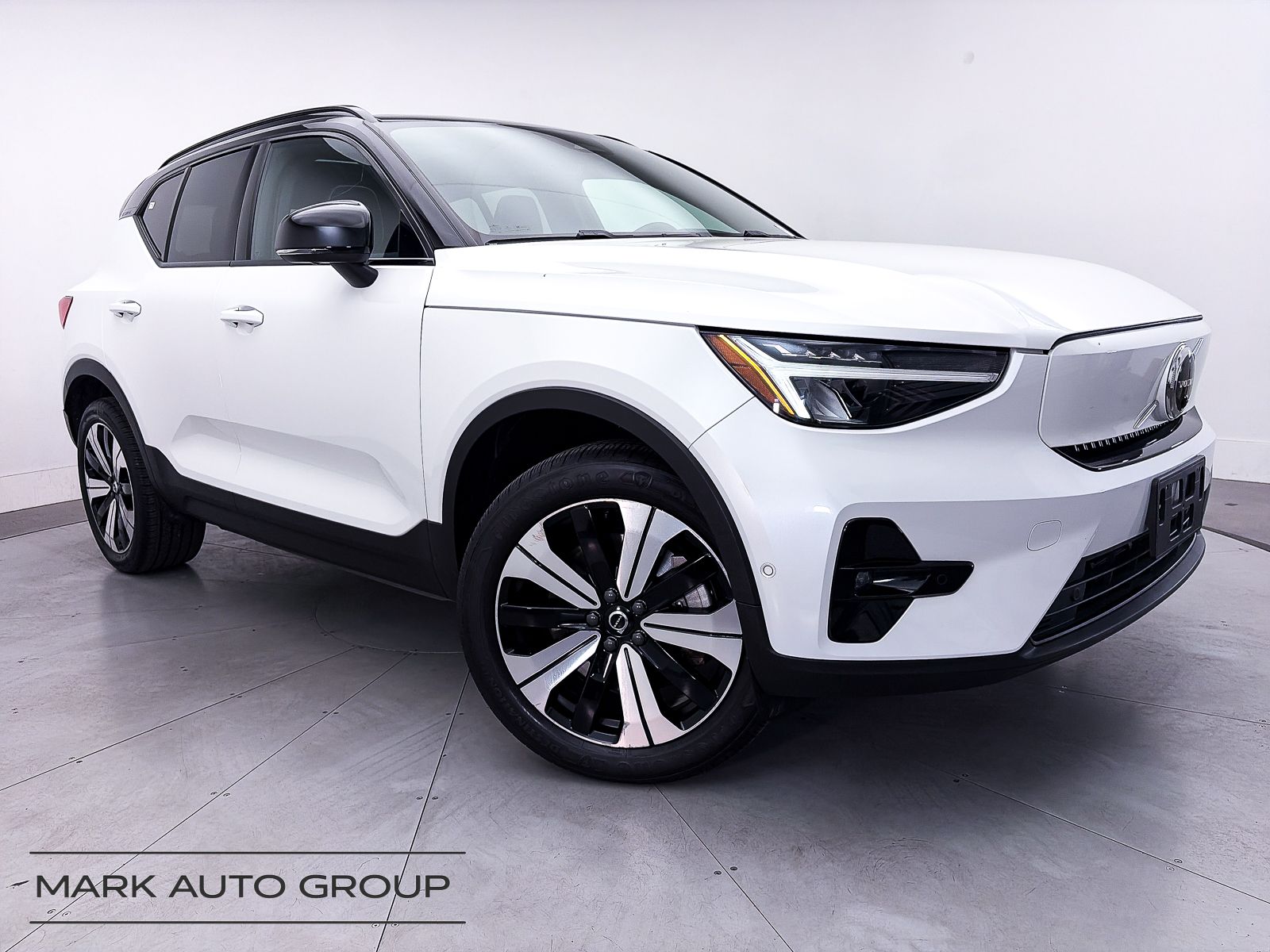 2023 Volvo XC40 P8 Recharge Plus AWD's photo