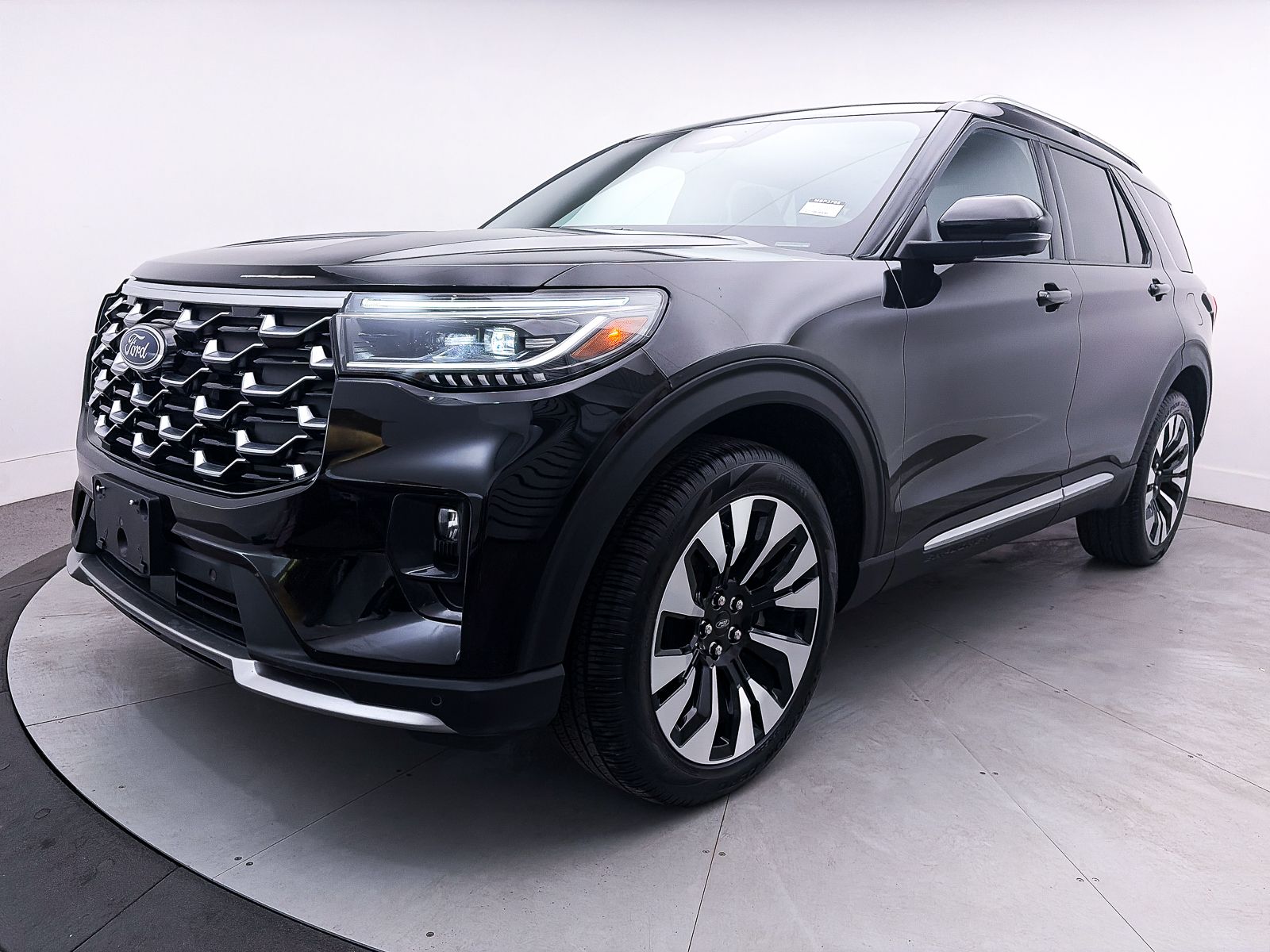 2025 Ford Explorer Platinum 4WD (PL535)'s photo
