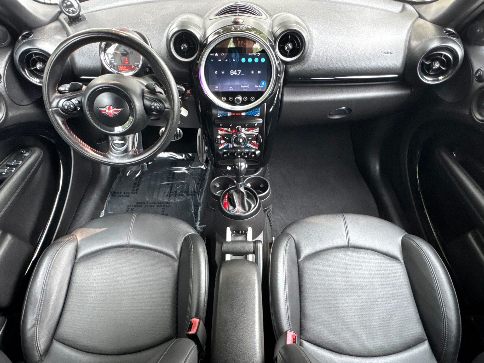Used 2013 Light White MINI Base image 4
