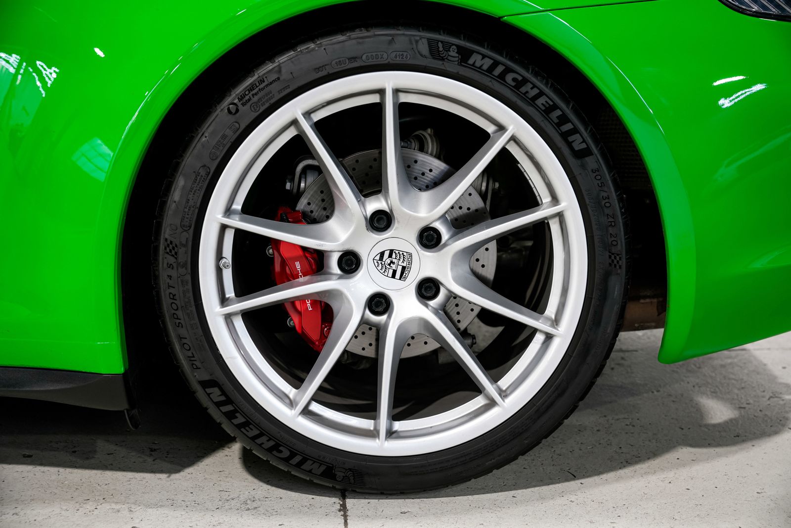 2014 Porsche 911 Carrera 4S — photo 49