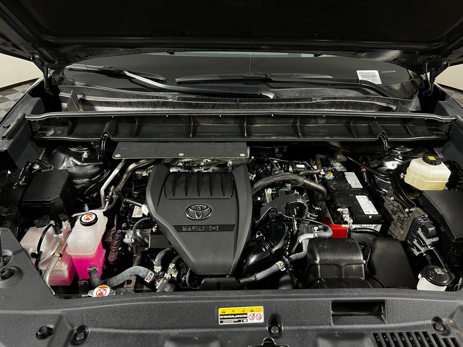 Thumbnail: 2024 Toyota Highlander - 9