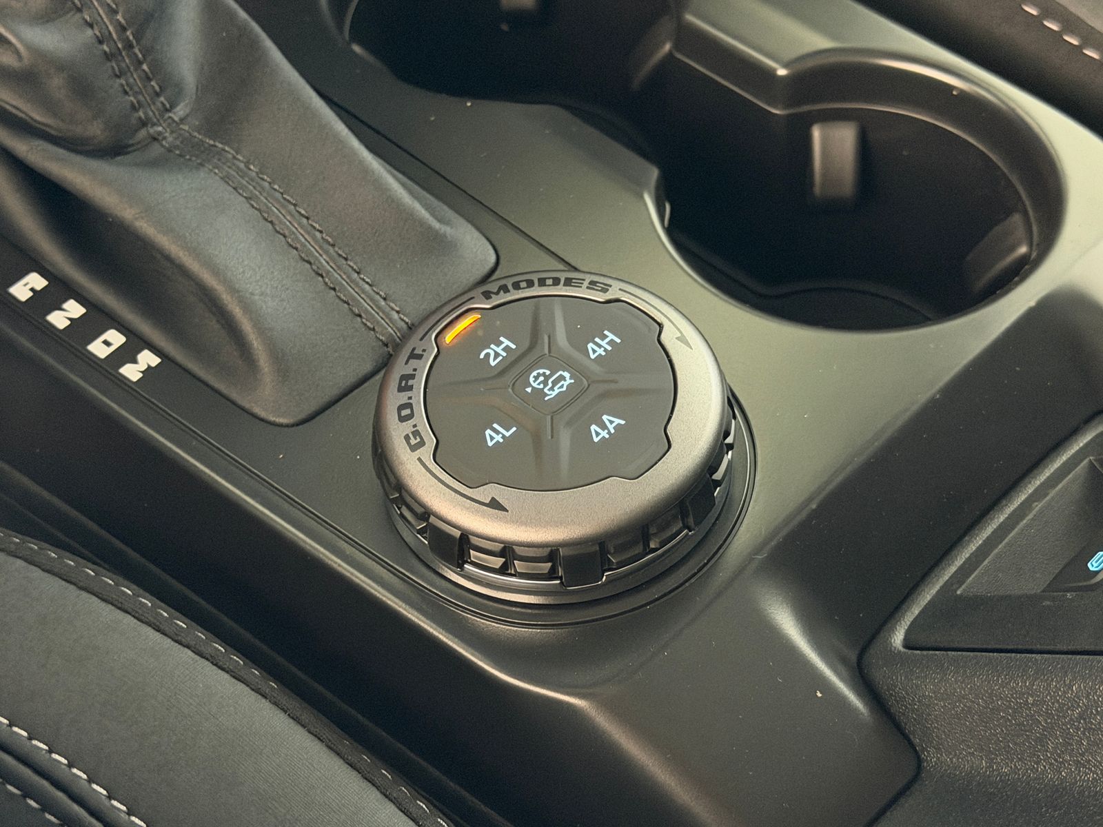 New 2026 Avalanche Gray Ford Badlands image 27