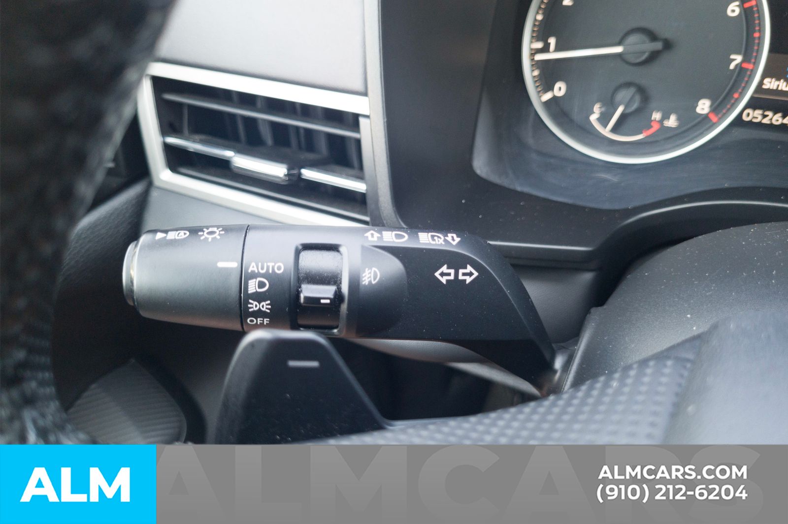 Used 2024 White Diamond Mitsubishi SE image 19