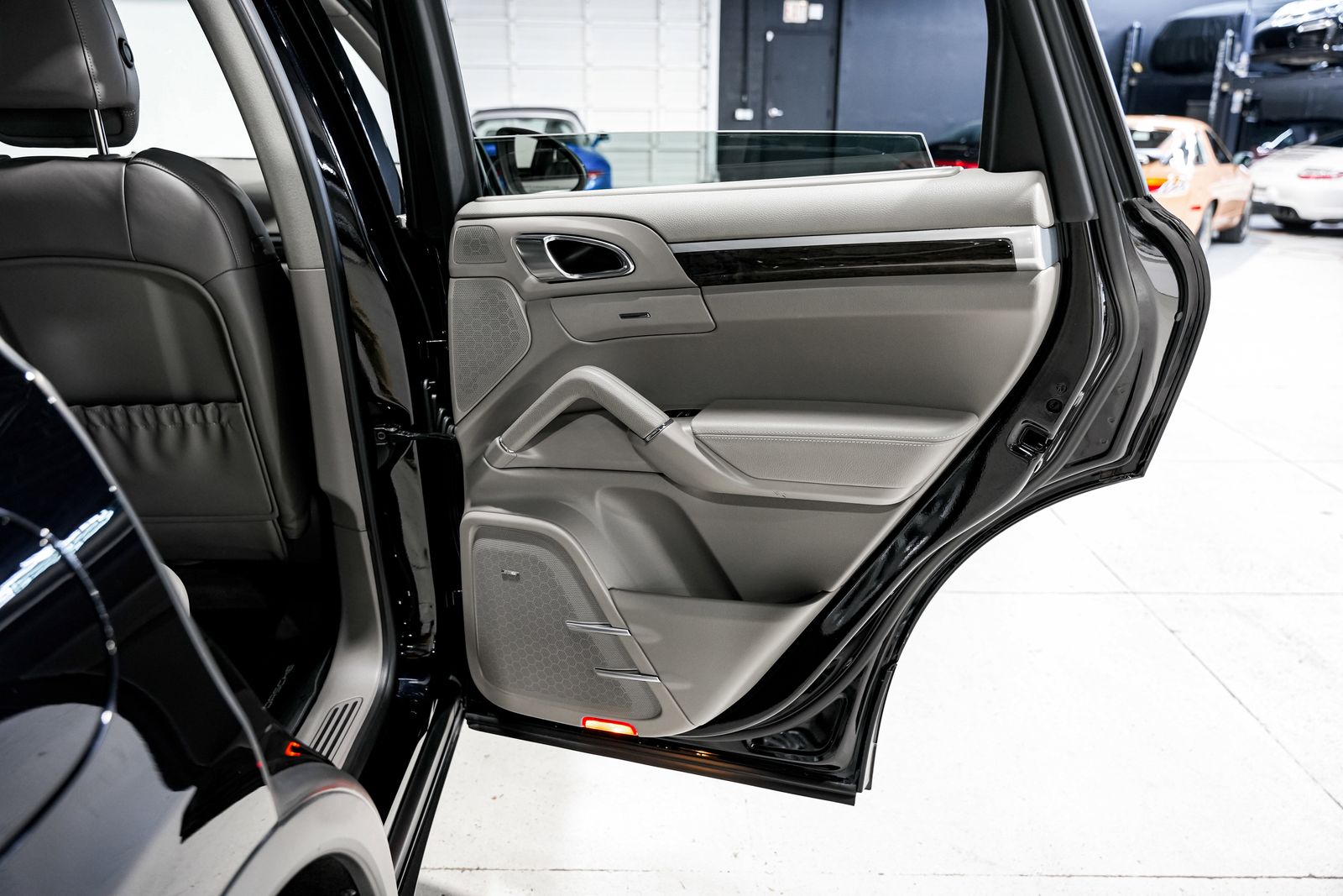 2013 Porsche Cayenne Diesel — photo 28