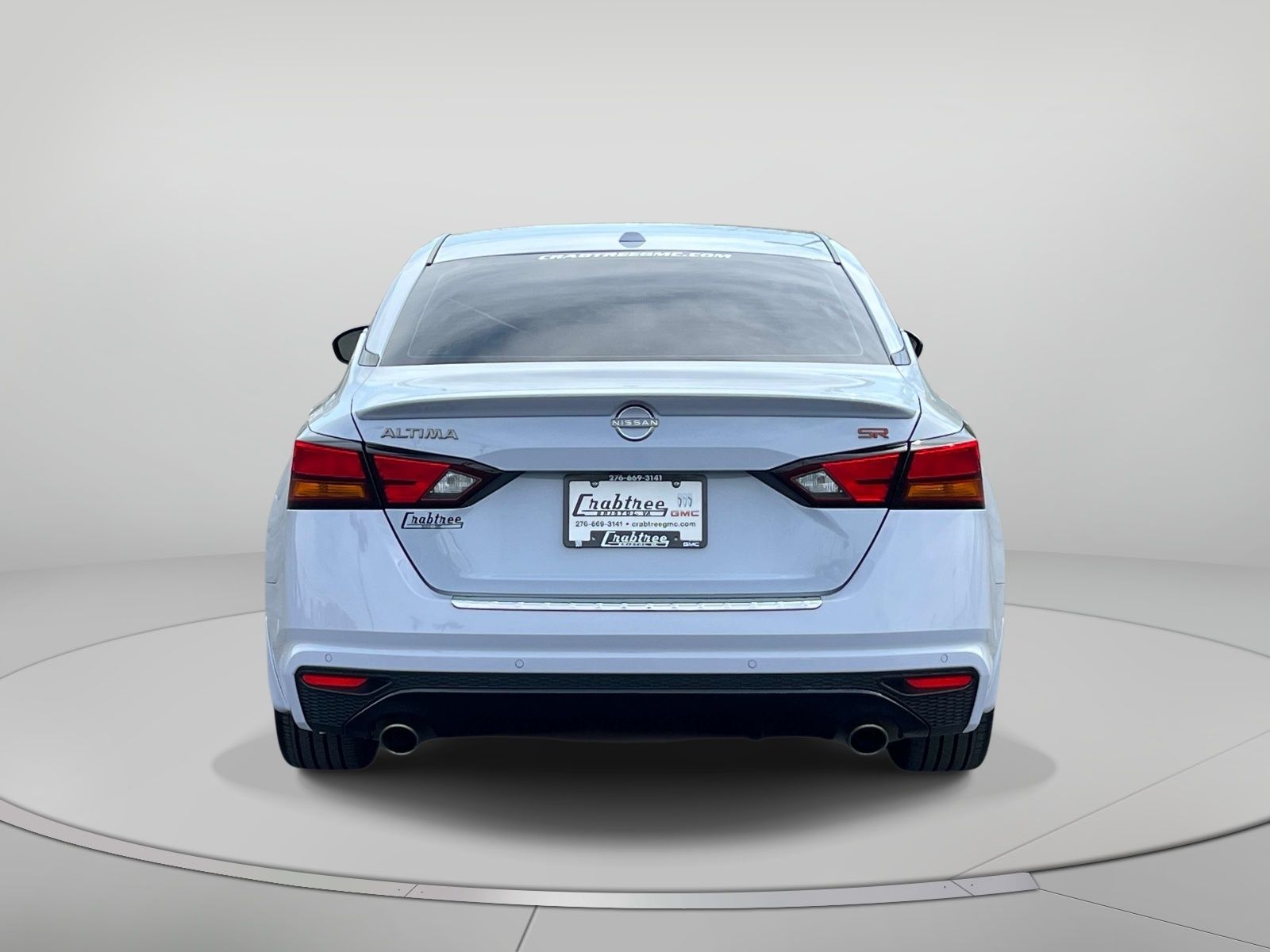 View vehicle photo 4