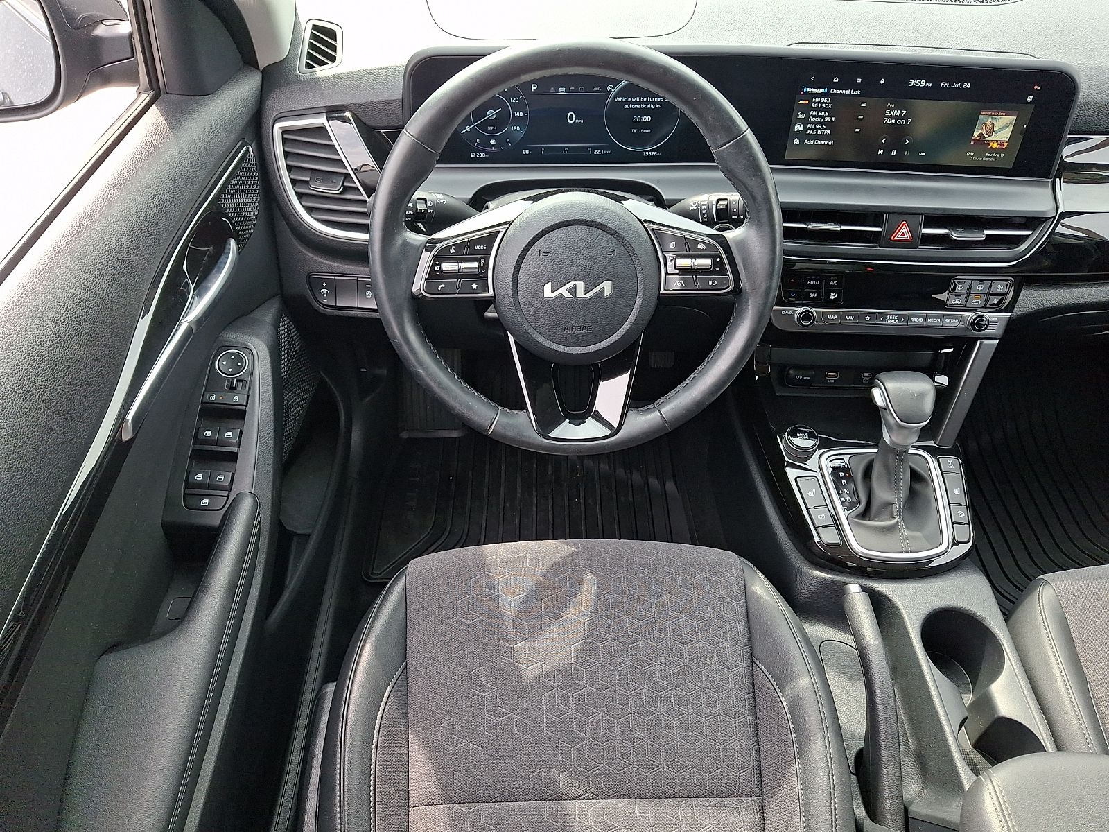 Used 2024 Kia Seltos SUV