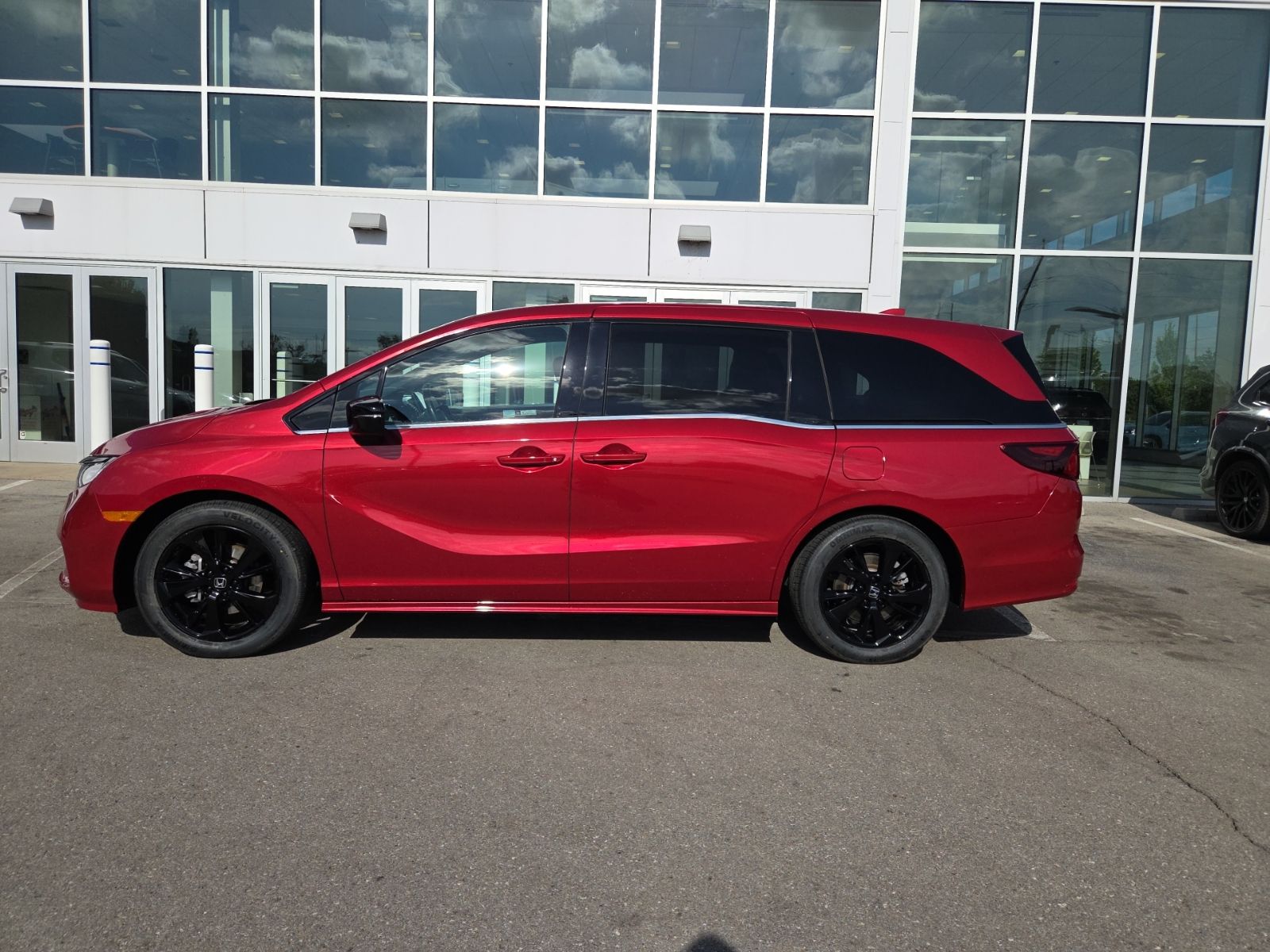 used 2023 Honda Odyssey car, priced at $35,750