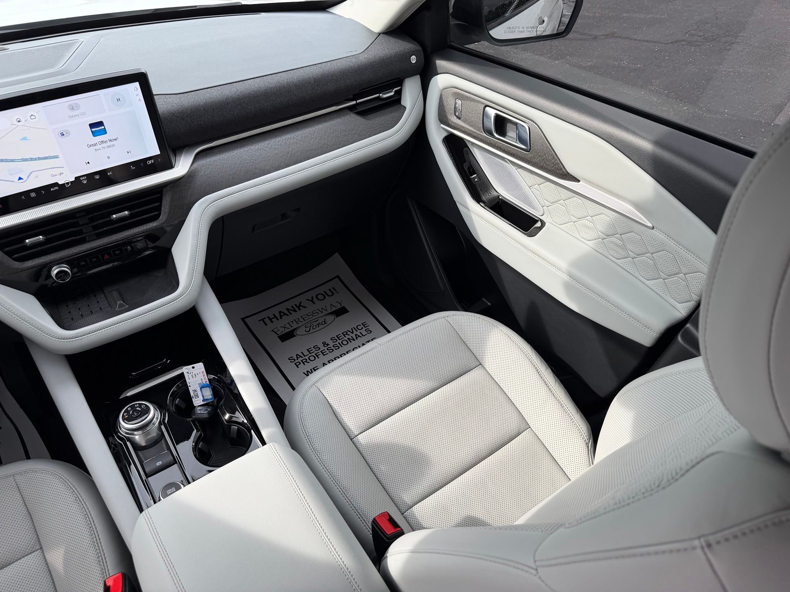 2025 Ford Explorer image 18