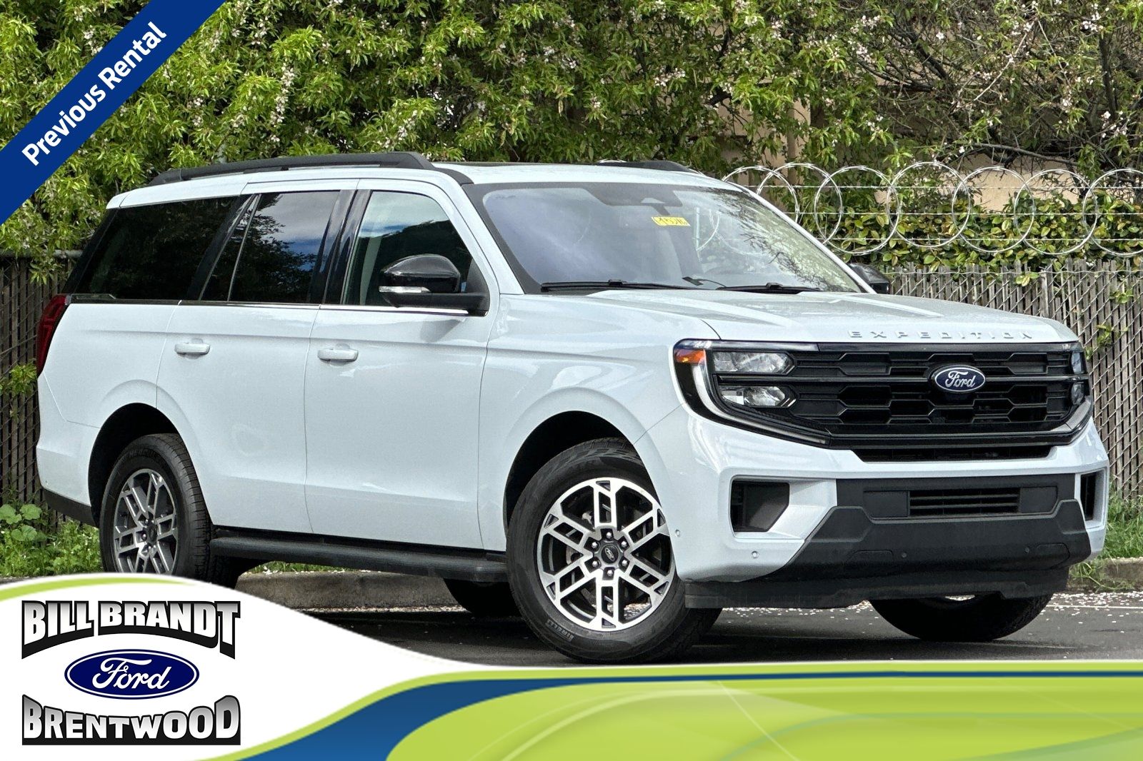 Space Silver Metallic 2025 Ford Expedition Active 4WD SUV / Crossover Four-Wheel Drive Automatic