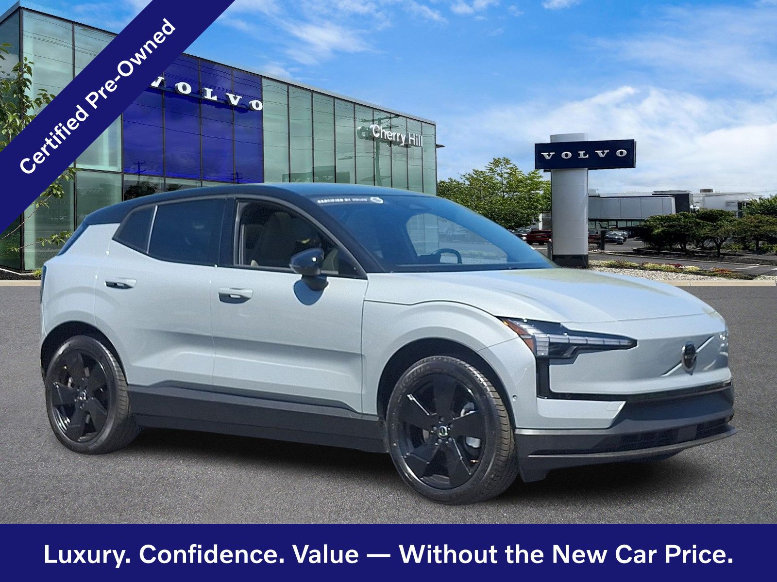 Gray (Vapour Grey Metallic) 2025 Volvo EX30 Twin Ultra eAWD SUV / Crossover All-Wheel Drive 1-Speed Automatic