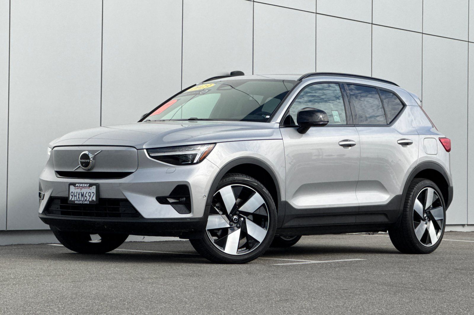 2023 Volvo XC40 Recharge Twin Ultimate eAWD