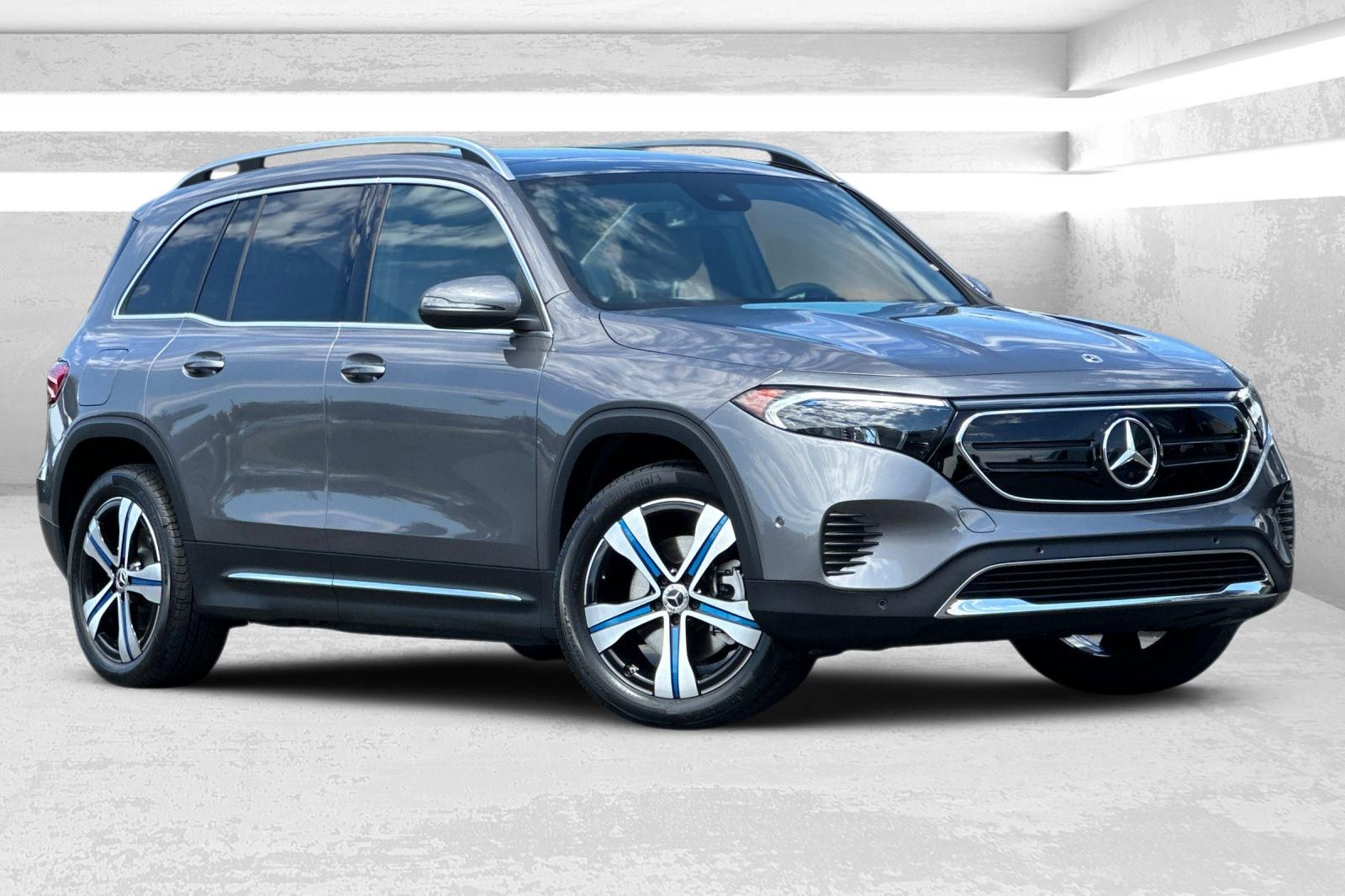  2023 Mercedes-Benz EQB 300 4MATIC AWD   