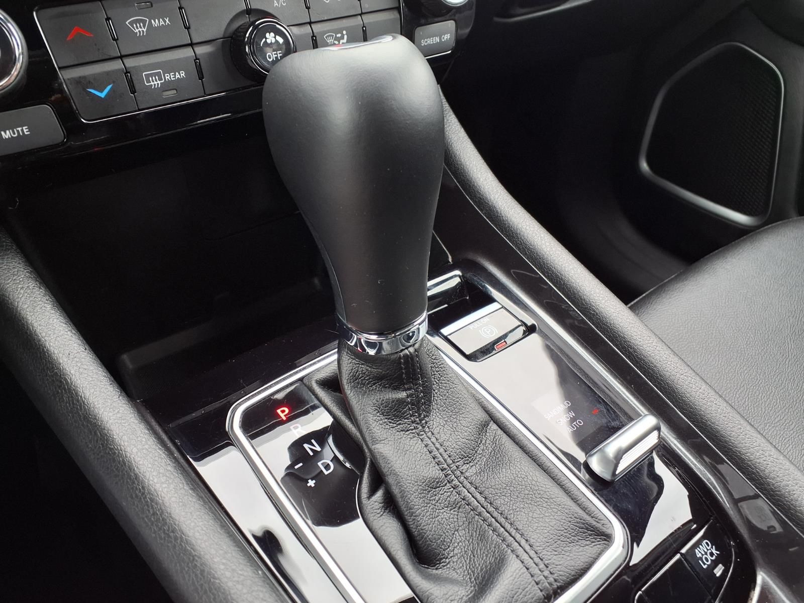 2025 Jeep Compass Latitude - 11