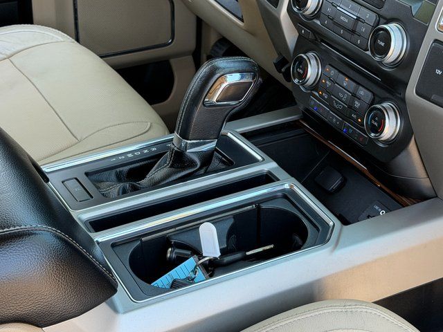 Used 2015 White Platinum Clearcoat Metallic Ford Lariat image 39