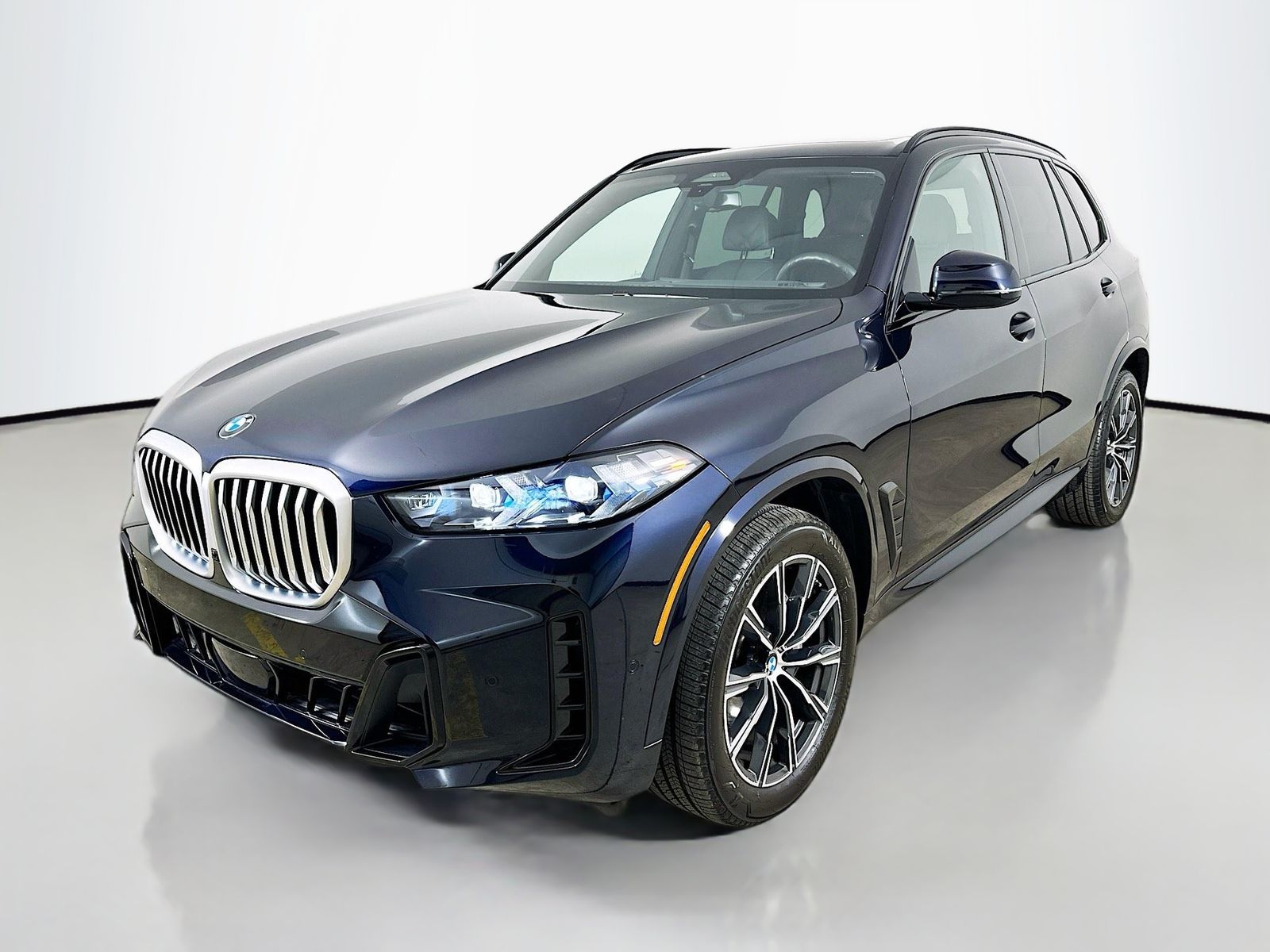 Carbon Black Metallic 2026 BMW X5 SUV / Crossover All-Wheel Drive 8-Speed Automatic
