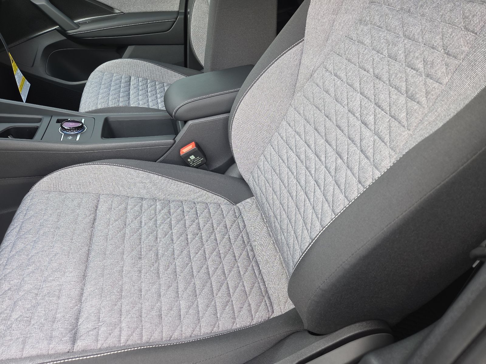 new 2026 Volkswagen Tiguan car, priced at $32,181