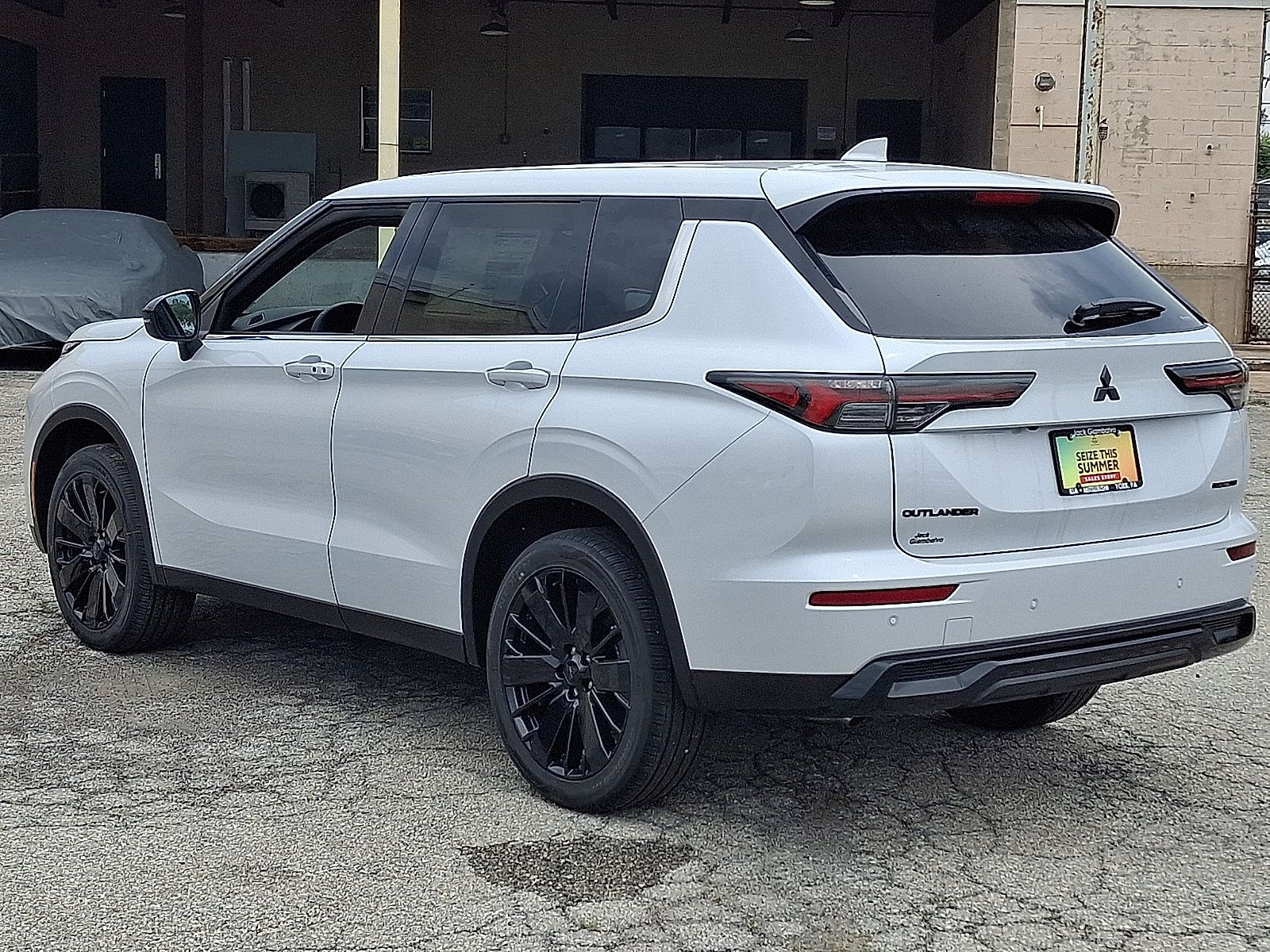 New 2026 Mitsubishi Outlander SUV