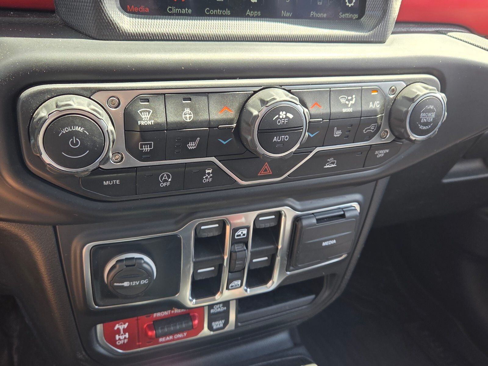 Used 2021 Gray Jeep Rubicon image 20