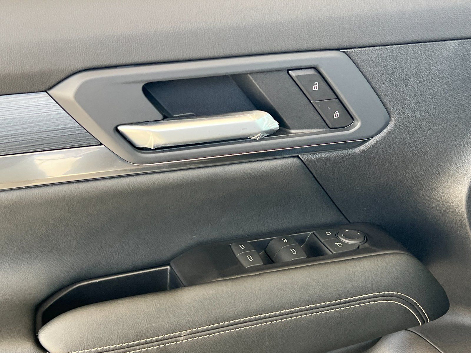 2027 GMC Terrain Elevation - Photo 10