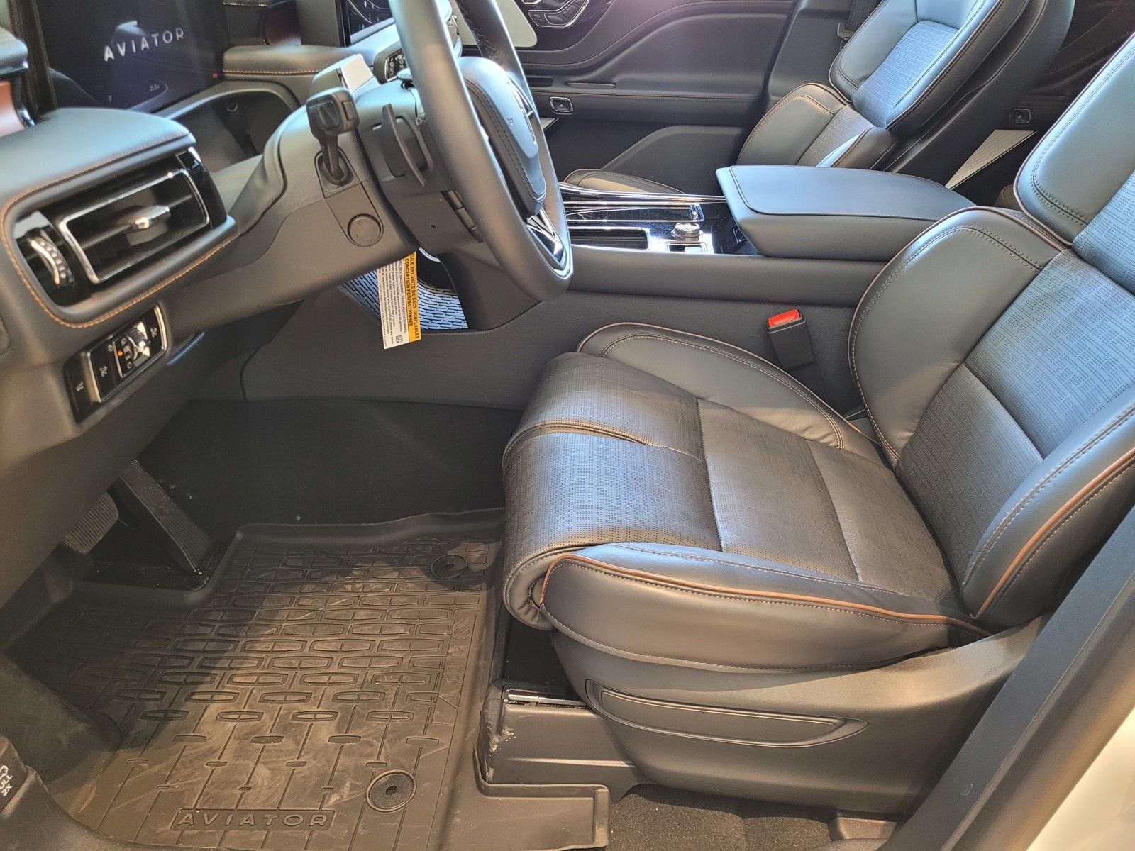 New 2026 White Lincoln Black Label image 12