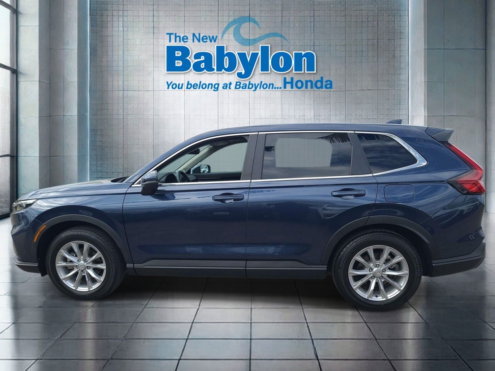 View vehicle photo 2