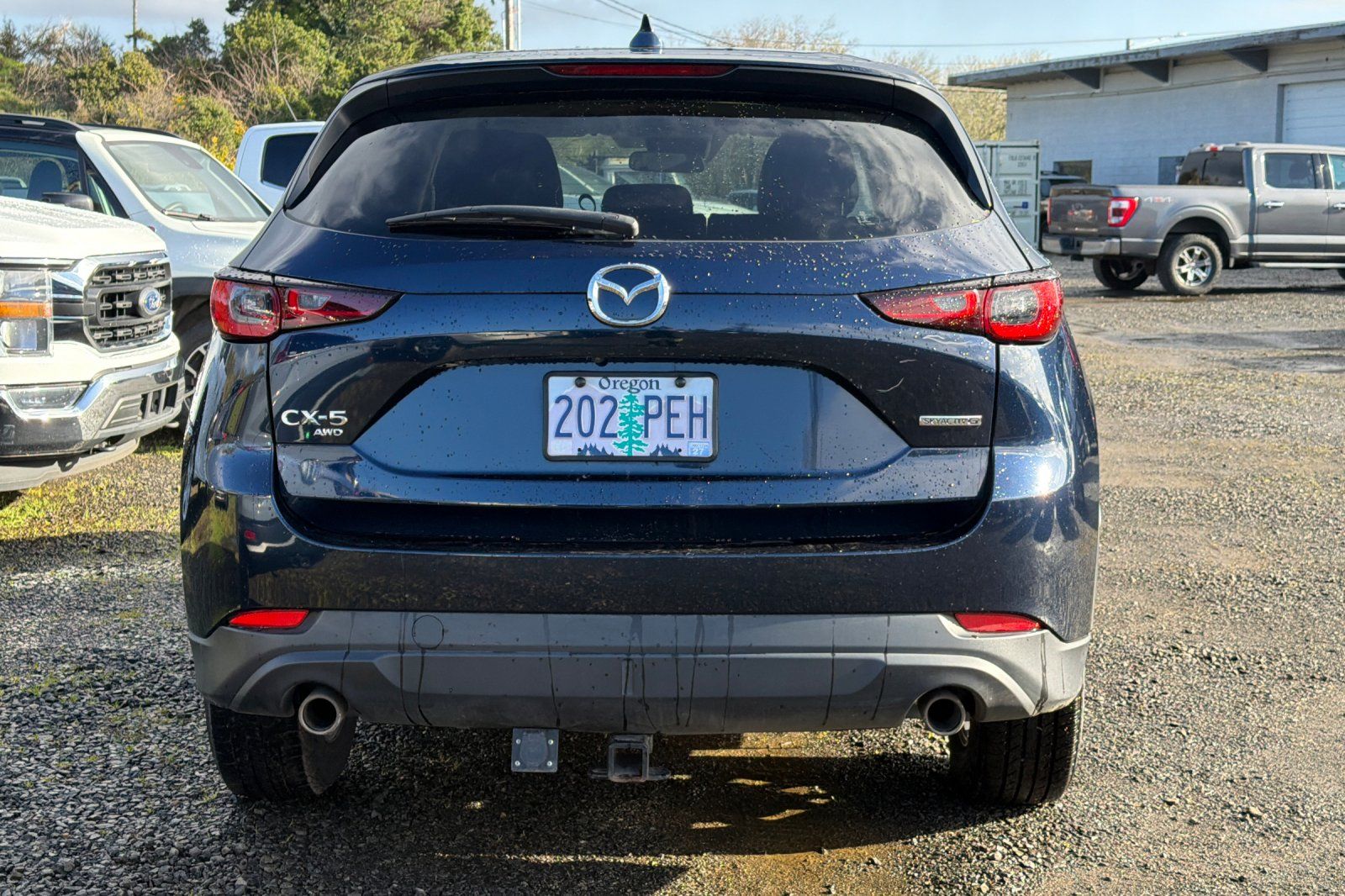 View vehicle photo 6