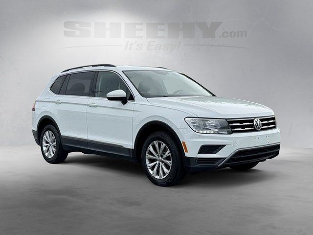 Used 2018  Volkswagen 2.0T SE image 2