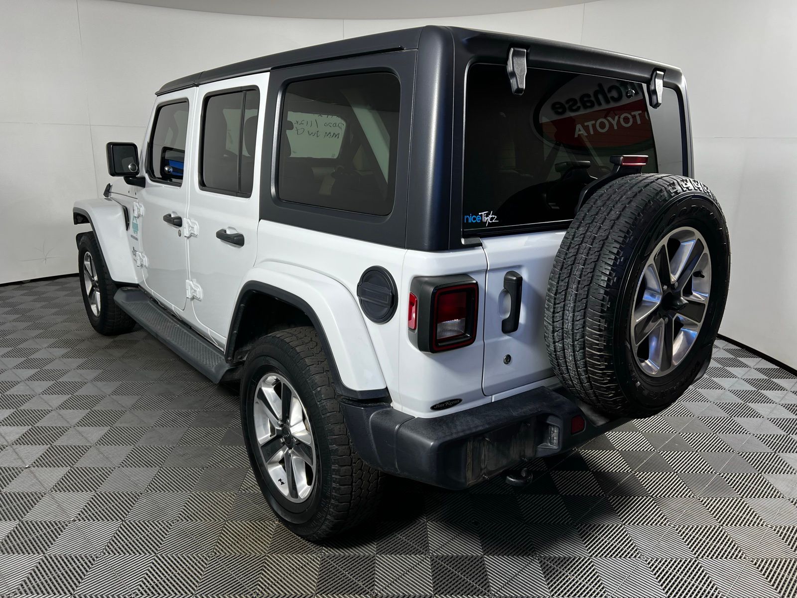 Thumbnail: 2020 Jeep Wrangler - 7