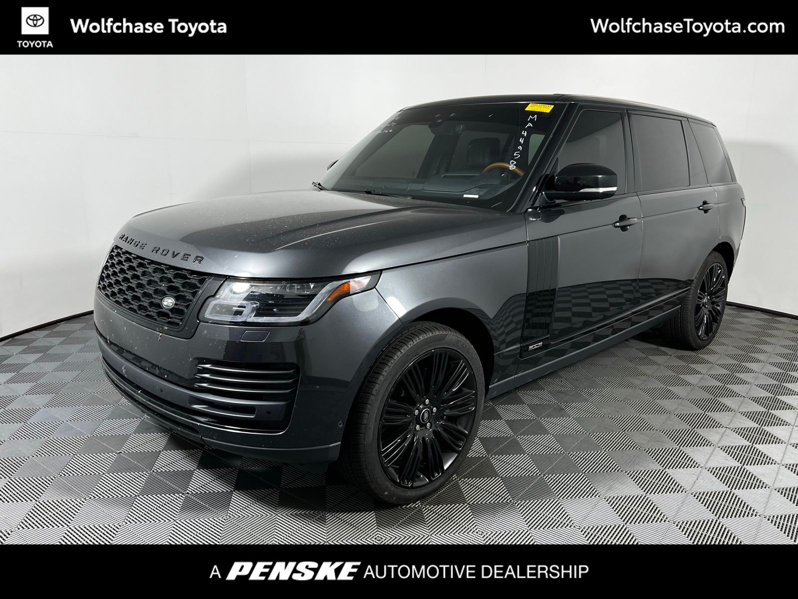 Thumbnail: 2021 Land Rover Range Rover - 1