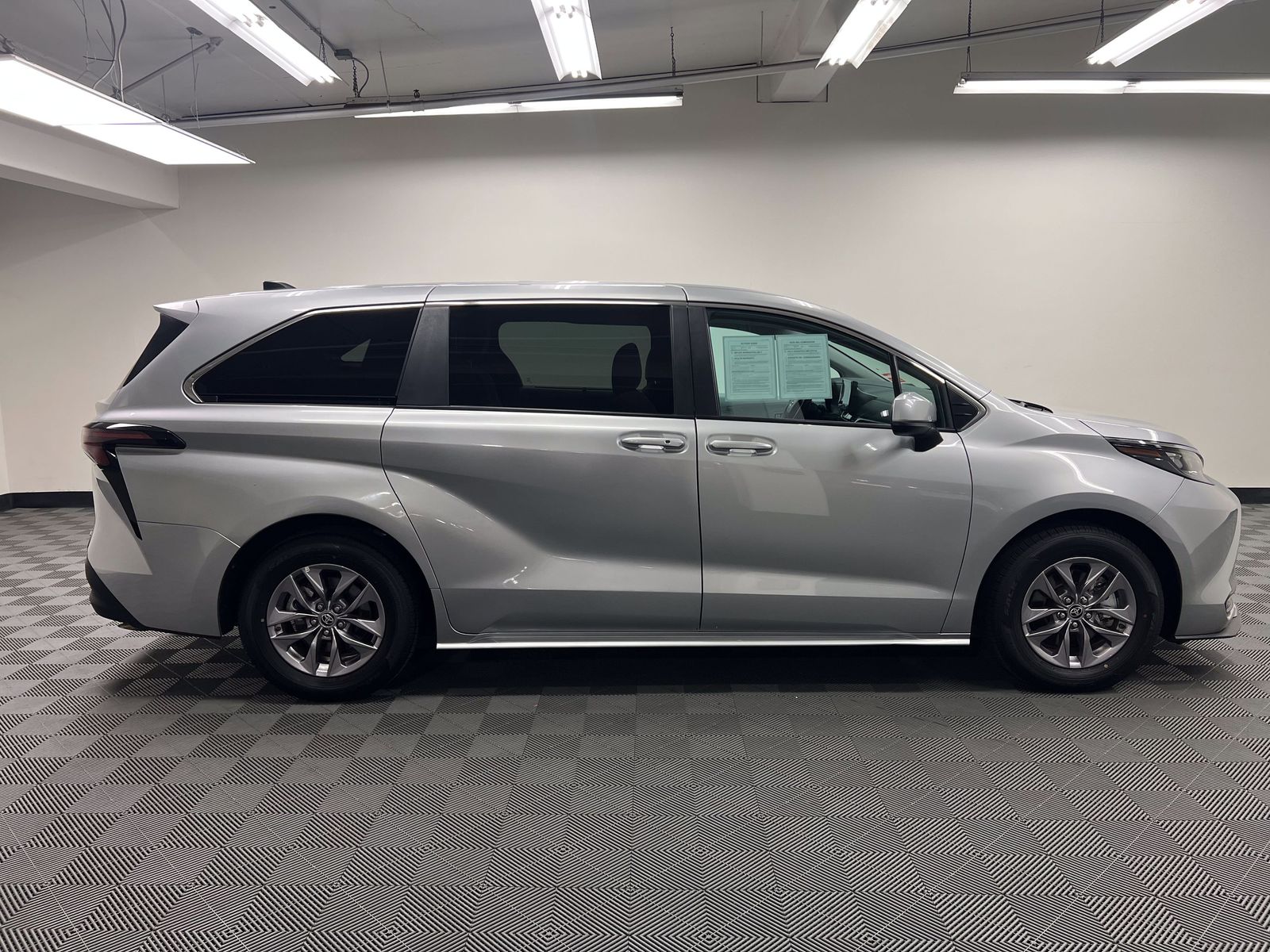 used 2025 Toyota Sienna car, priced at $40,388