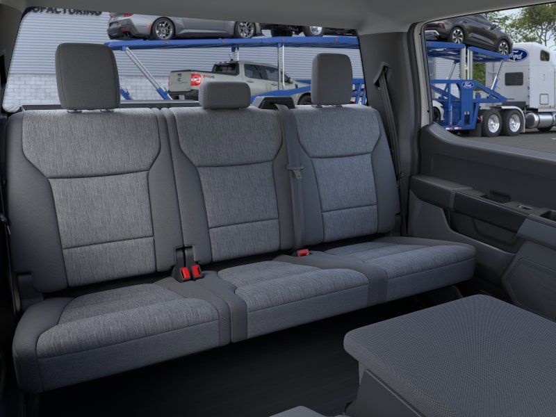 New 2026 Oxford White Ford XL image 11