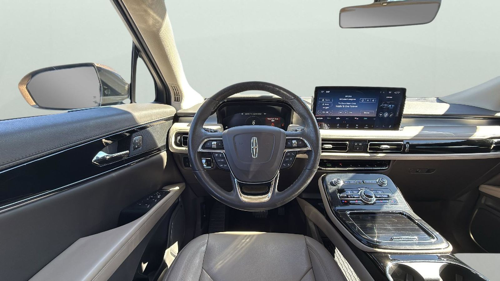 Used Car 2022 Lincoln Nautilus  Standard For Sale Under $35,000 In Austin, Texas