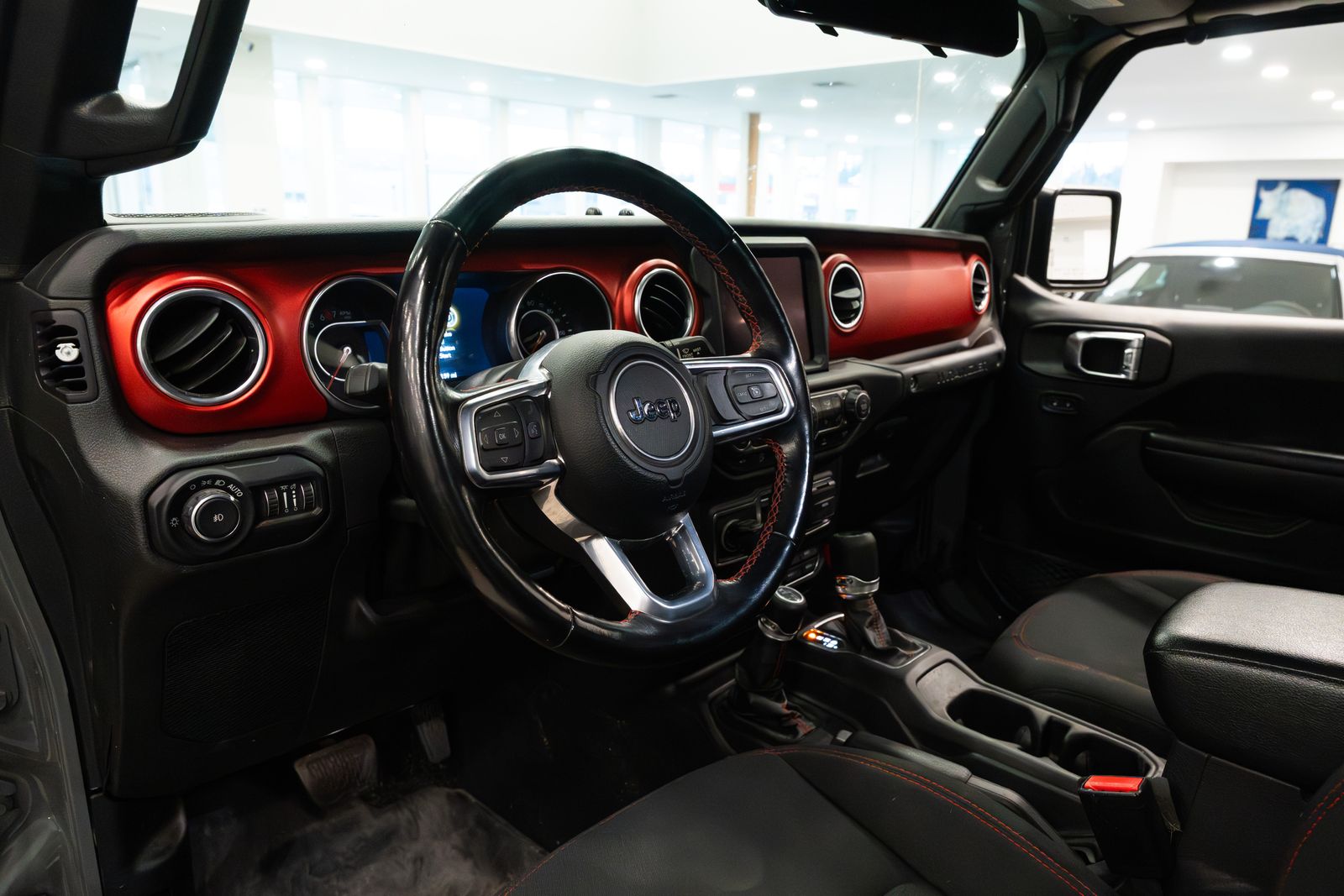 View vehicle photo 7