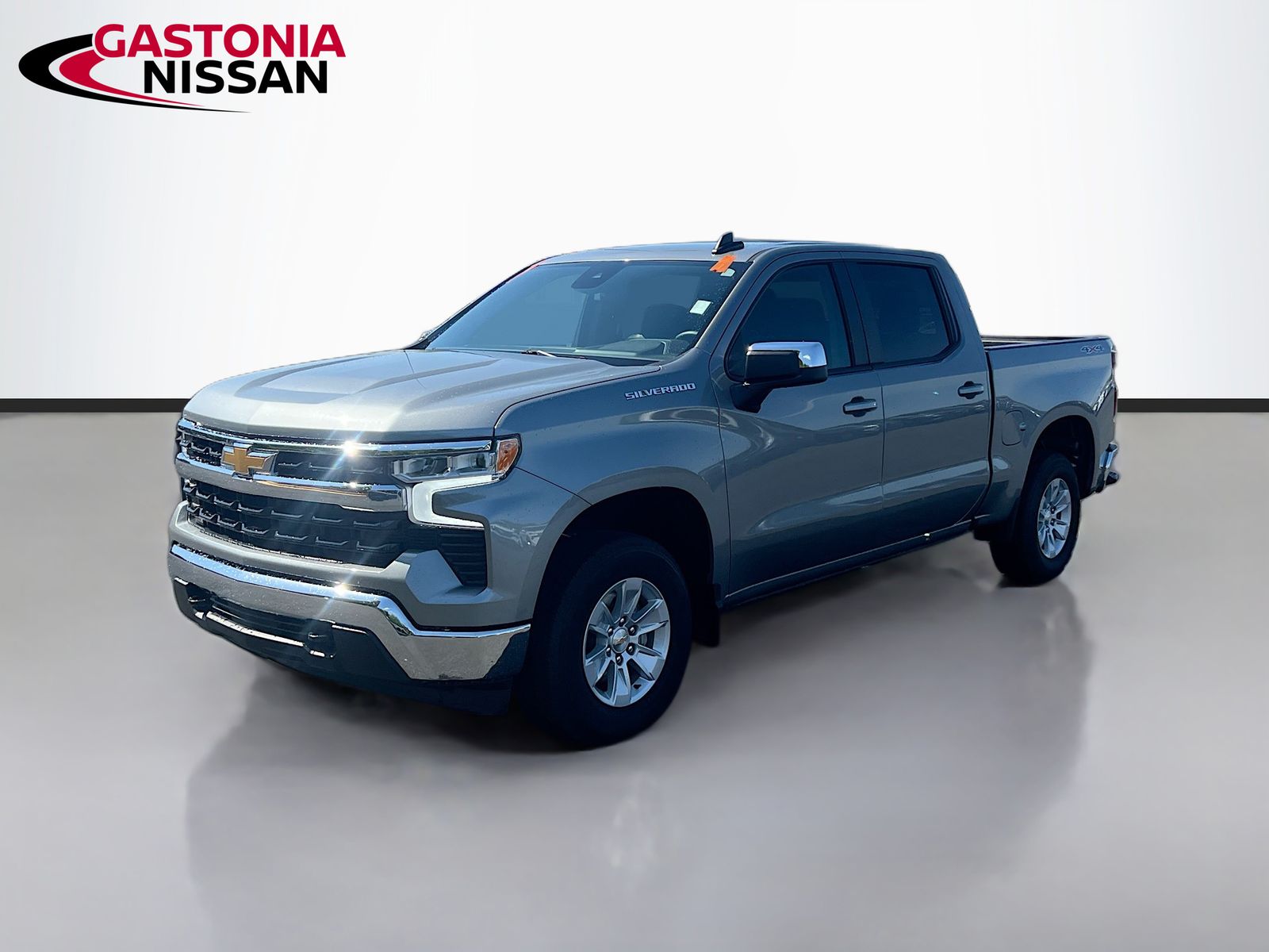 View vehicle photo 3