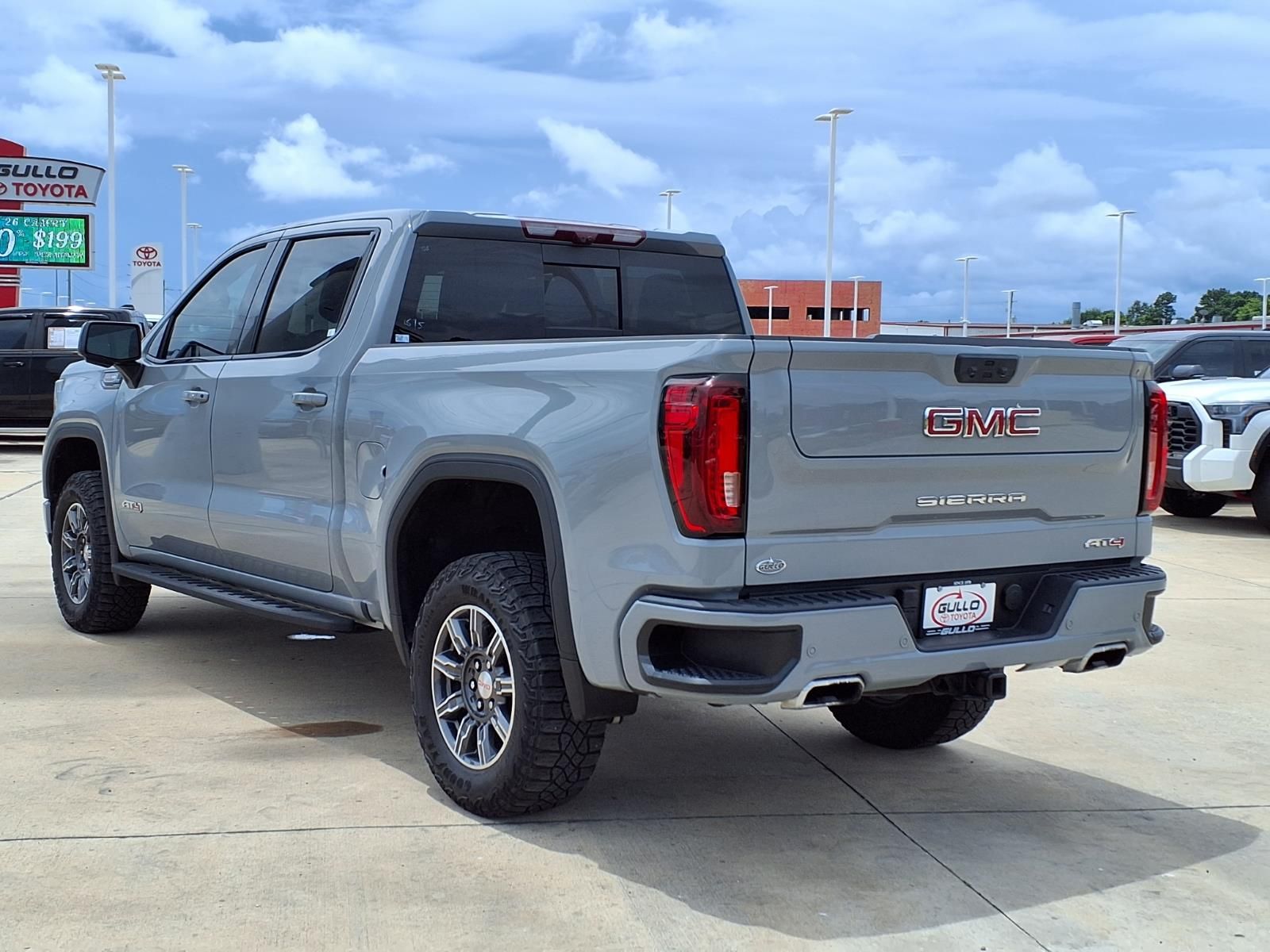 2024 GMC Sierra 1500 AT4 - 1